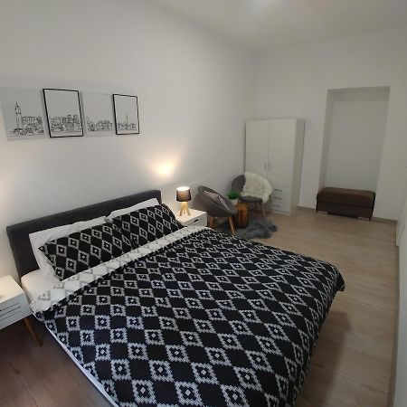 Apartments Sari Sarajevo Exteriör bild